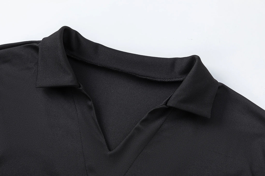 A set designed with a smooth long‑sleeved top