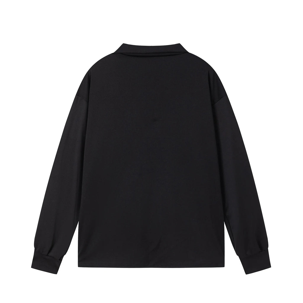 A set designed with a smooth long‑sleeved top